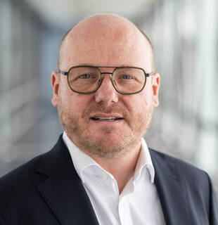 Dr. Pascal Scher