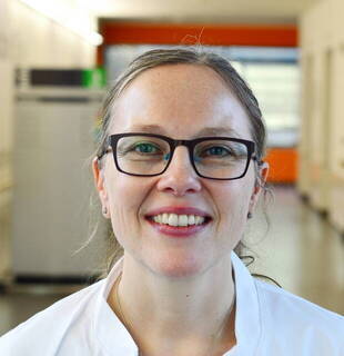 Dr. Stefanie Schürle