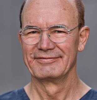 Prof. Dr.  Marco Siech