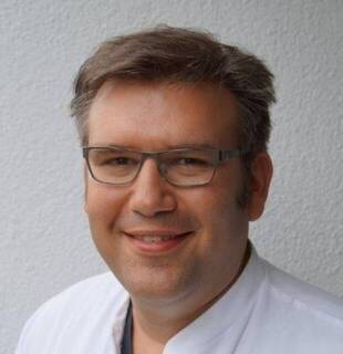 Dr. med. Lars Becker