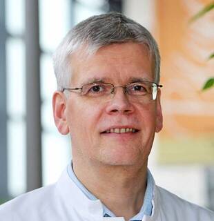 Dr. Malte Peters
