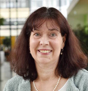 Barbara Frings