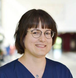 Dr. Julia Krieg